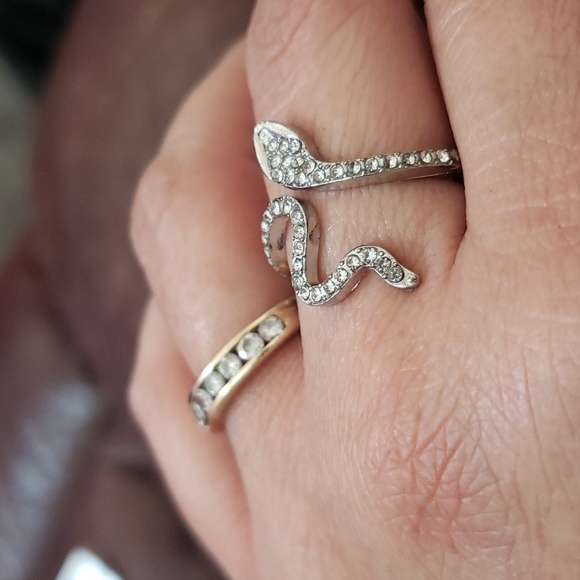 Rhinestone Snake Ring Adjustable - Picture 3 of 7